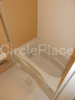 バス・シャワールーム　追い焚き機能付きバスルーム