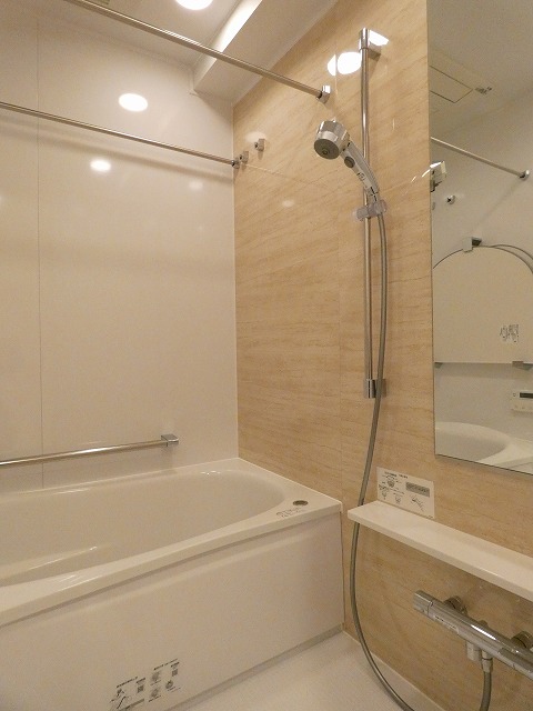 バス・シャワールーム　バス※別部屋参考写真