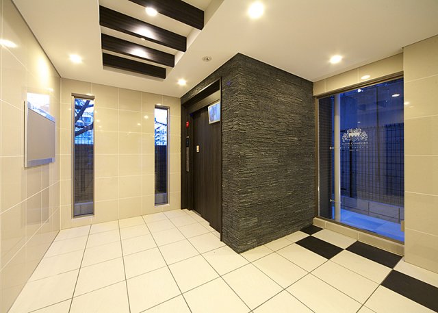 エントランス　レオンコンフォート新梅田II