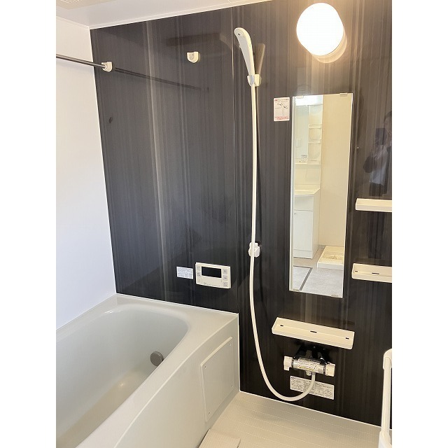 バス・シャワールーム　追焚機能・浴室乾燥機つき