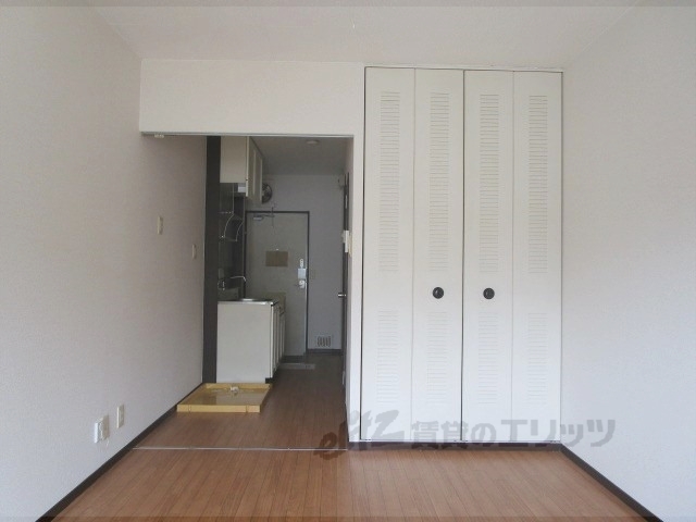 居室・リビング　洋室