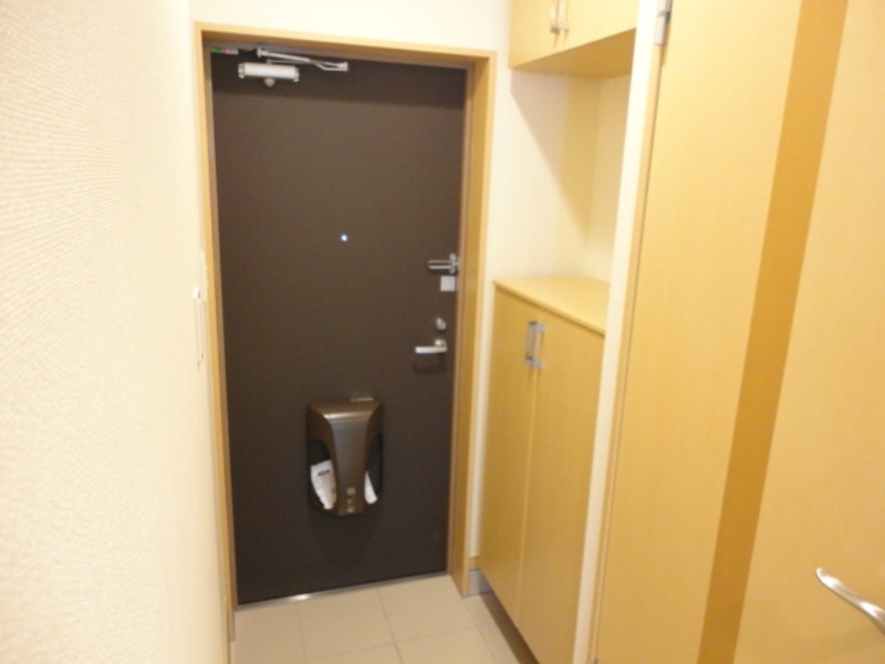 玄関　図面と現状に相違がある場合には現状を優先