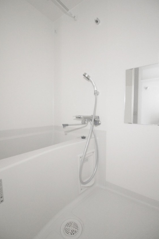 バス・シャワールーム　清潔な浴室！