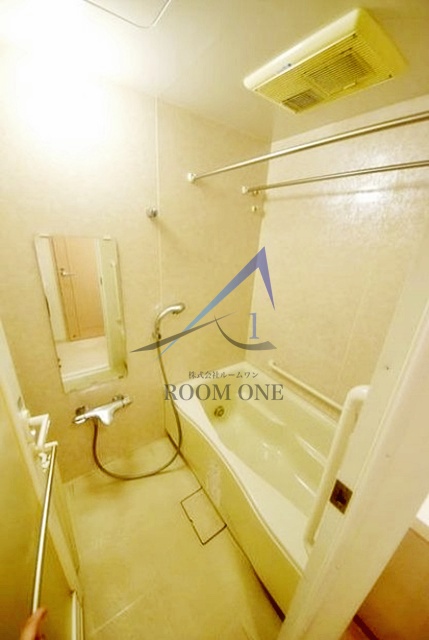 バス・シャワールーム　お風呂です。