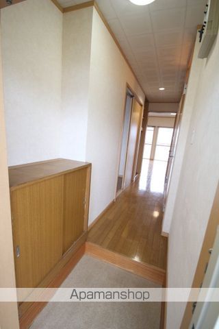 メゾンスガの玄関写真