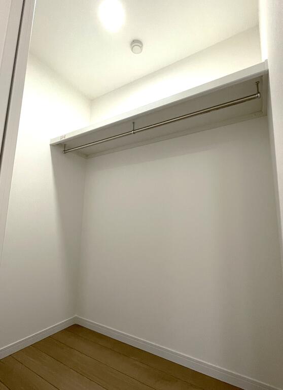 収納　ウォークインクローゼット