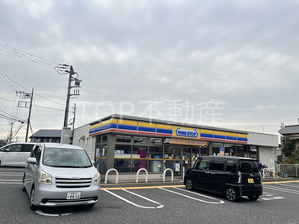 コンビニ　ミニストップ千葉星久喜店（コンビニ）まで460m