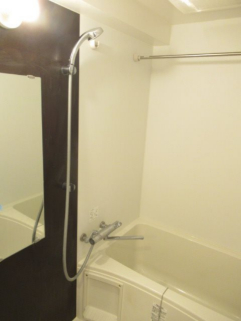 バス・シャワールーム　風呂