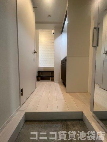 玄関　別号室イメージの為、現状を優先致します。