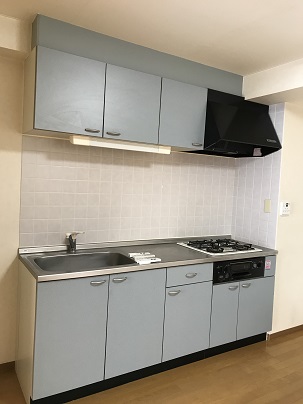 キッチン　※同タイプ別室参考写真