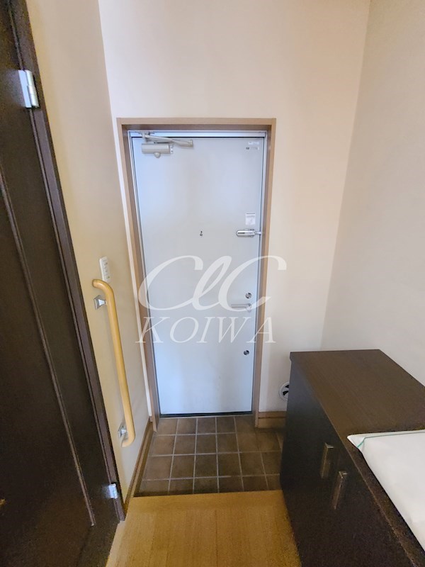 玄関　参考写真