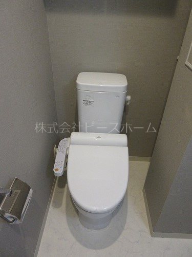 トイレ　※別号室参考写真