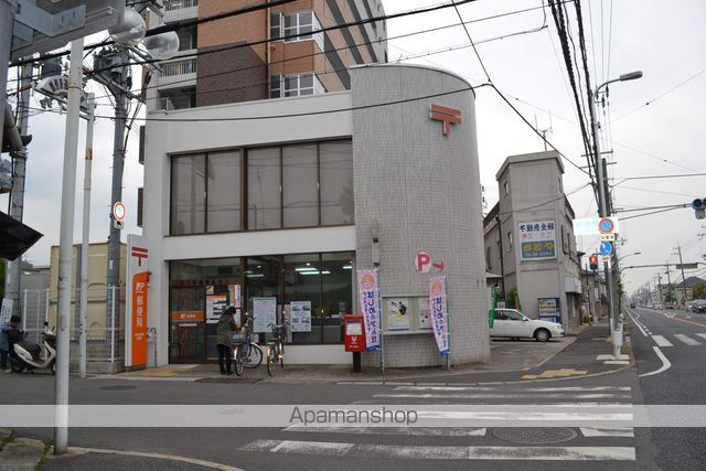 郵便局　鶴原郵便局（郵便局）まで158m