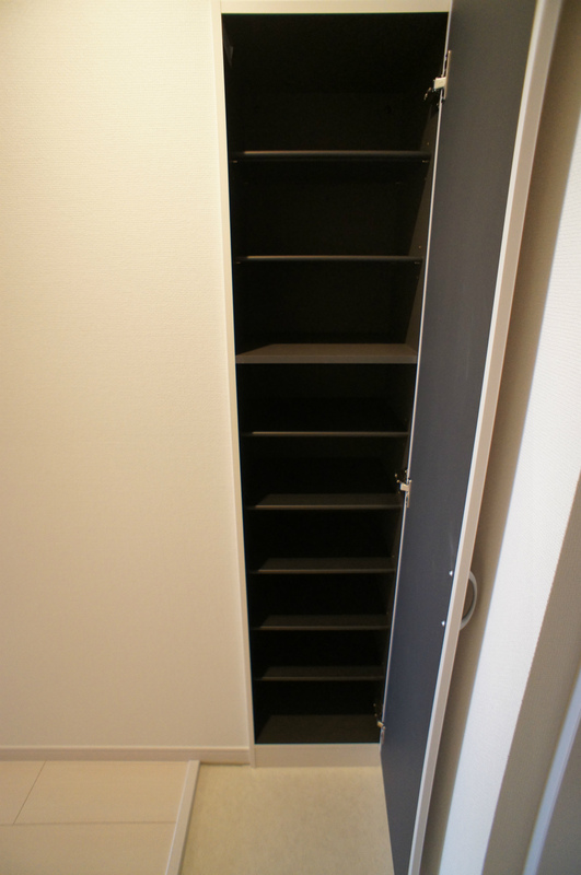 収納　シューズボックス