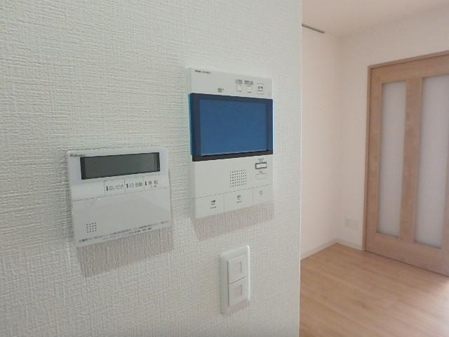 セキュリティ　来訪者を確認出来るTVモニターホン付きです