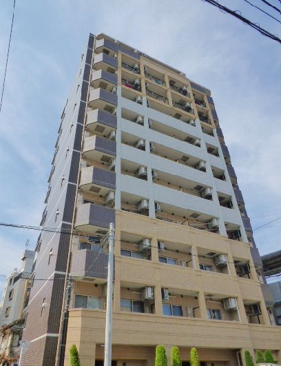 建物外観　駅前分譲マンション