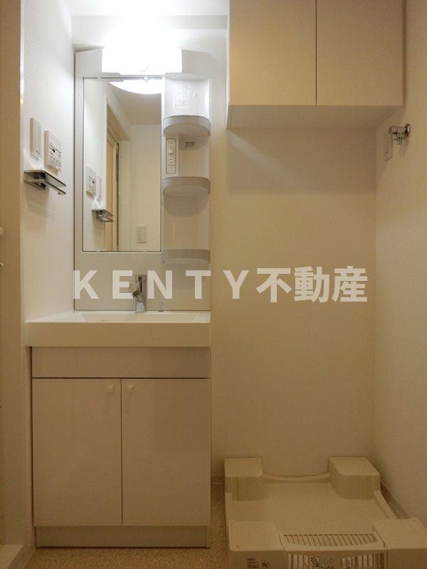 洗面設備　使いやすい洗面所です