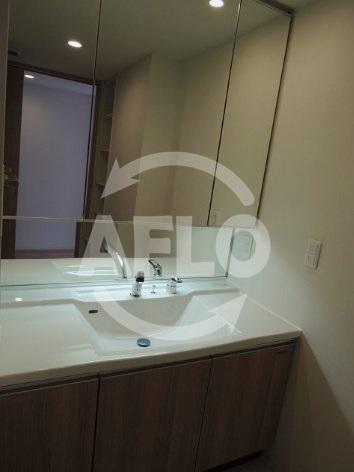 洗面設備　CITY SPIRE難波グレイス　独立洗面台