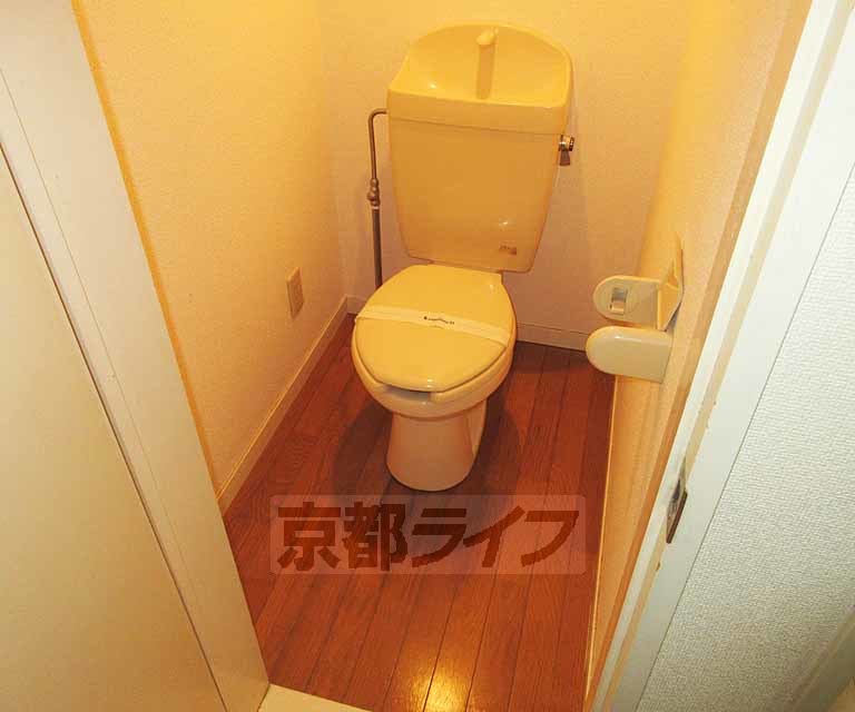 トイレ　トイレ・・