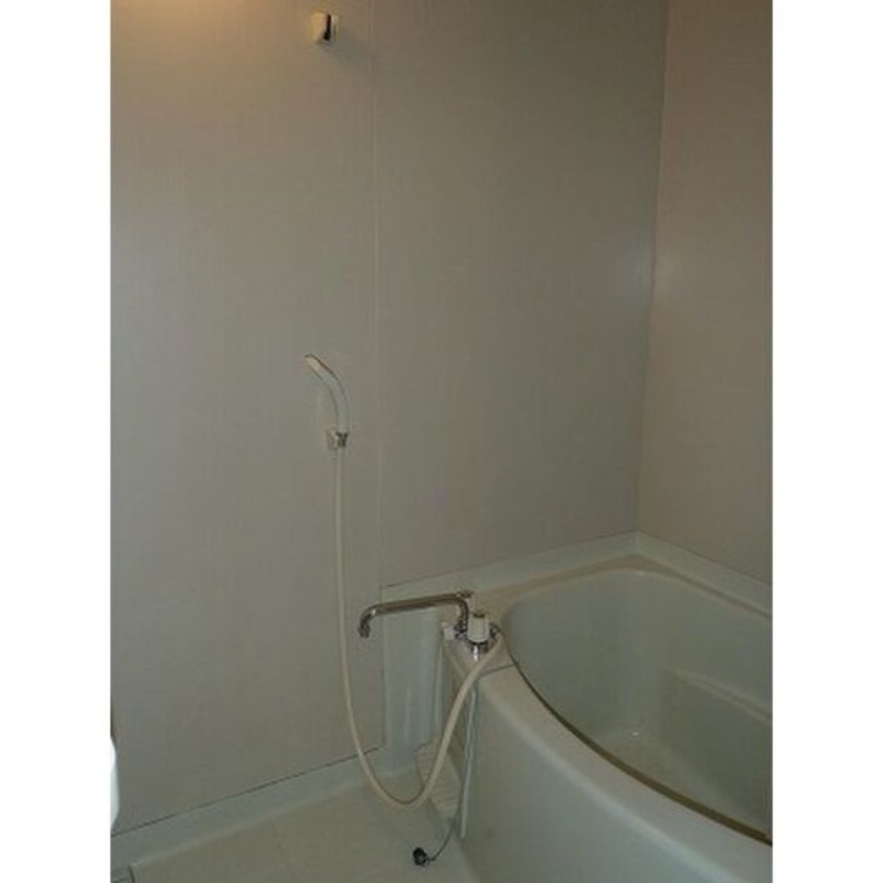 バス・シャワールーム　図面と現状に相違がある場合には現状を優先