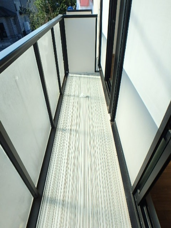 バルコニー　図面と現状に相違がある場合には現状を優先