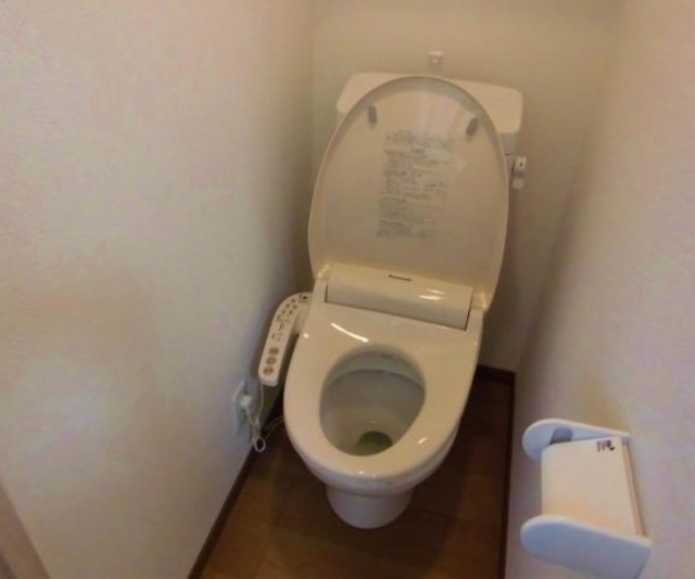 トイレ　ウォシュレット