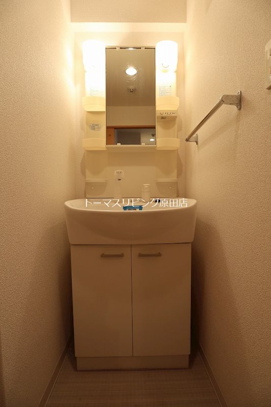 洗面設備　211号室写真