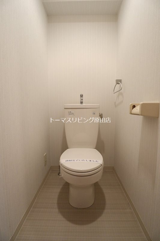 トイレ　211号室写真