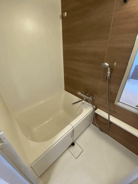 バス・シャワールーム　反転タイプ参考写真