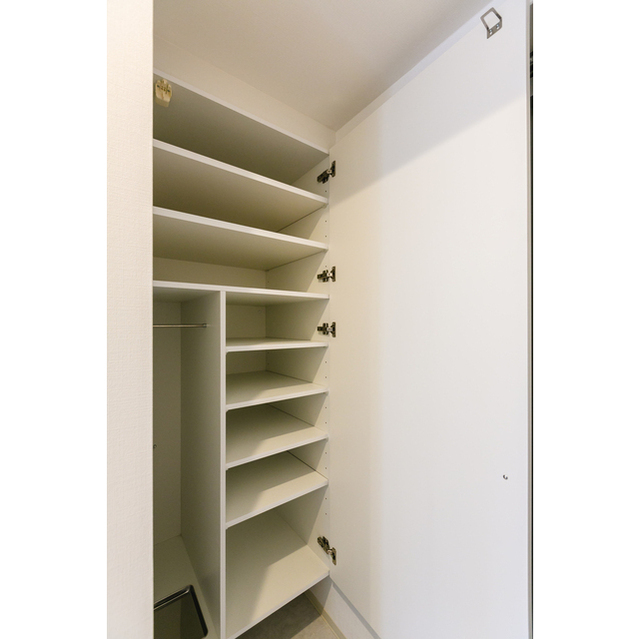 収納　シュークローゼット