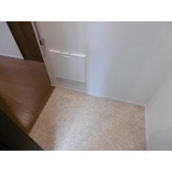 玄関　リビング/居室