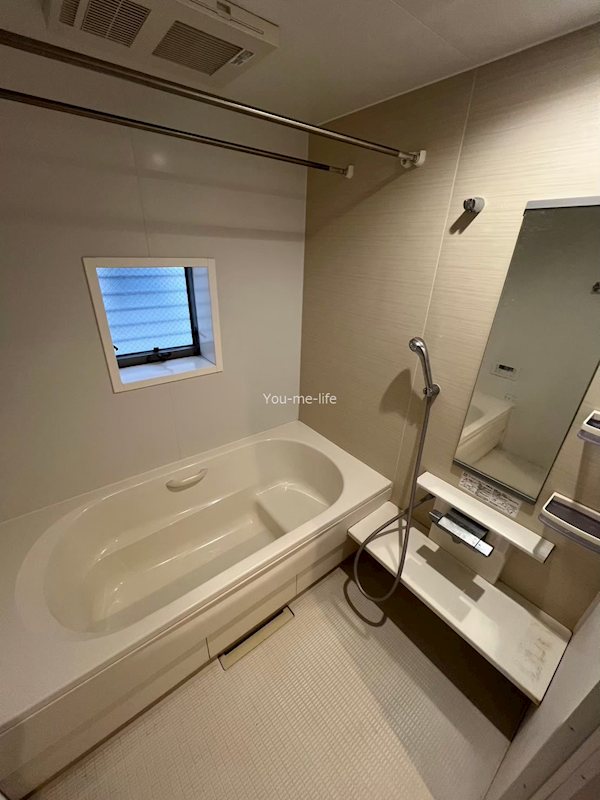 バス・シャワールーム　※東棟の別部屋の写真を参照