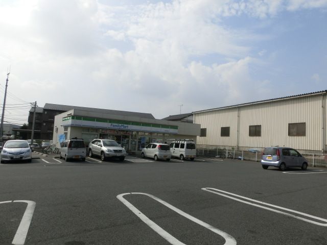 コンビニ　ファミリーマート千葉長沼原店（コンビニ）まで500m