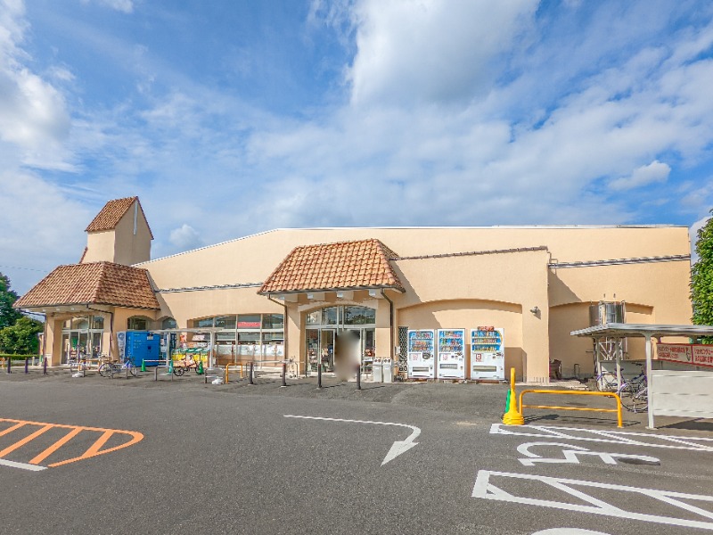 スーパー　とりせん朝日町店（スーパー）まで374m