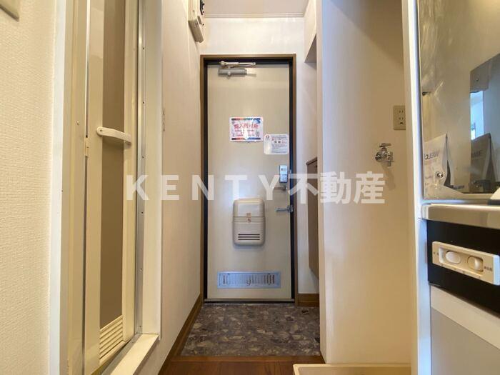玄関　シンプルで使いやすい玄関です