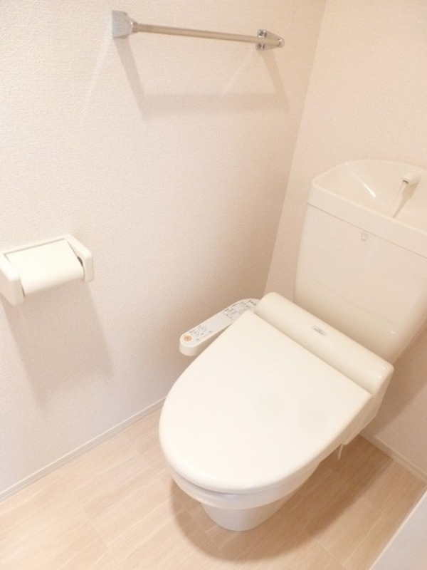 トイレ　図面と現状に相違がある場合には現状を優先