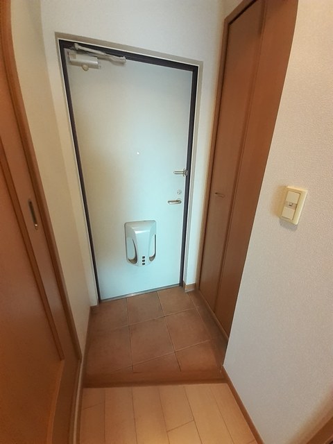 玄関　図面と現状に相違がある場合には現状を優先