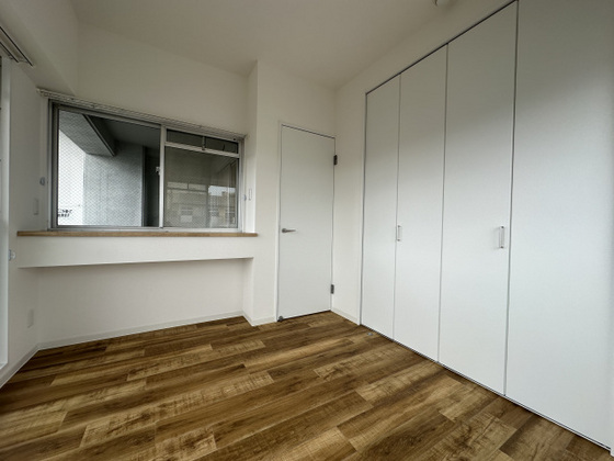 収納　※掲載写真は同マンション別部屋参考写真となります。現状と相違
