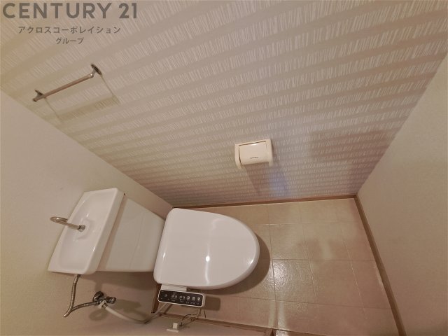 トイレ　温水洗浄便座付きでおすすめ！