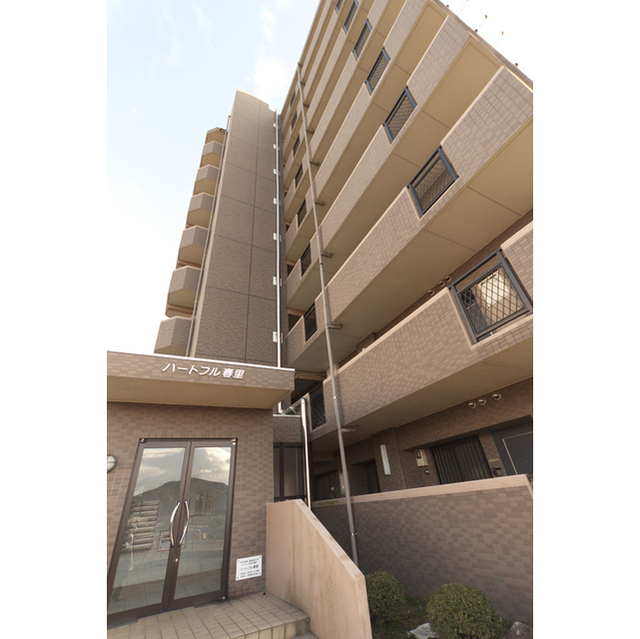 建物外観　鉄筋コンクリートマンション