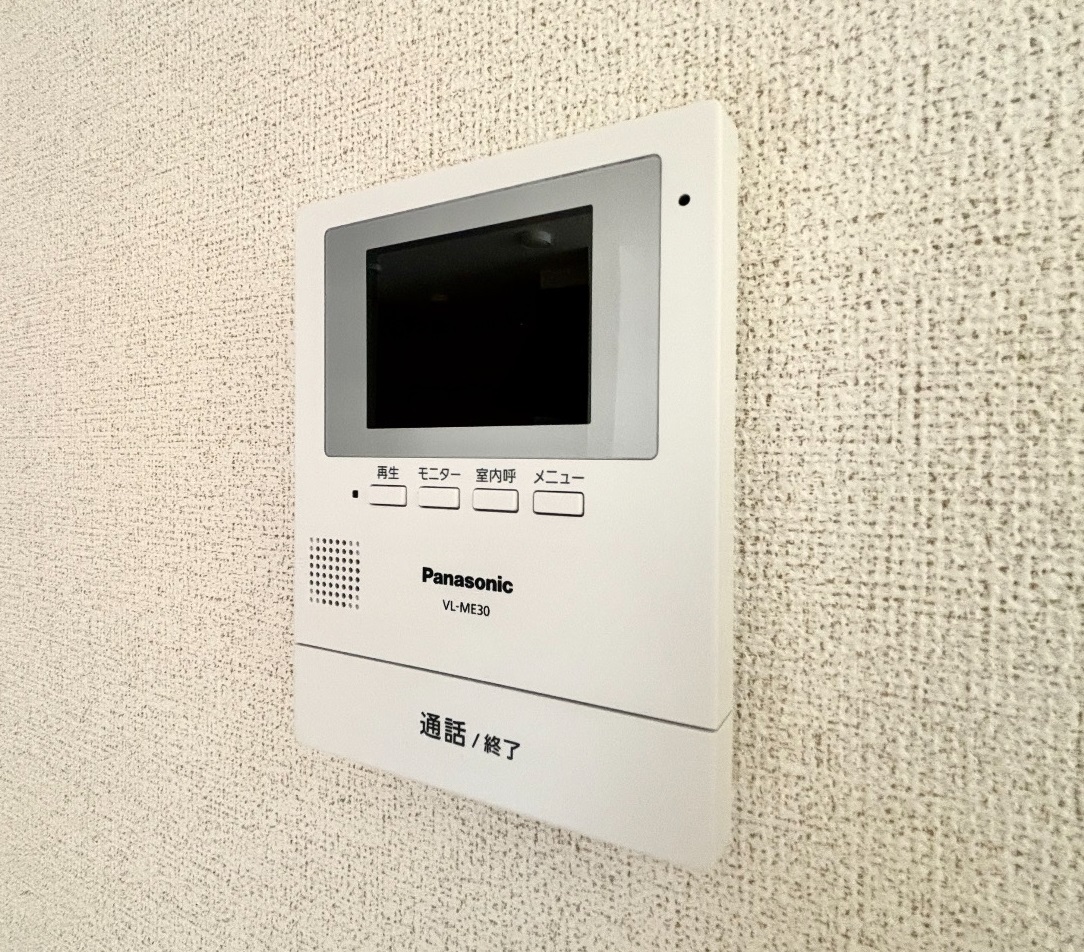 セキュリティ　セキュリティ会社加入済み＆モニタ付きインターホンで防犯性◎