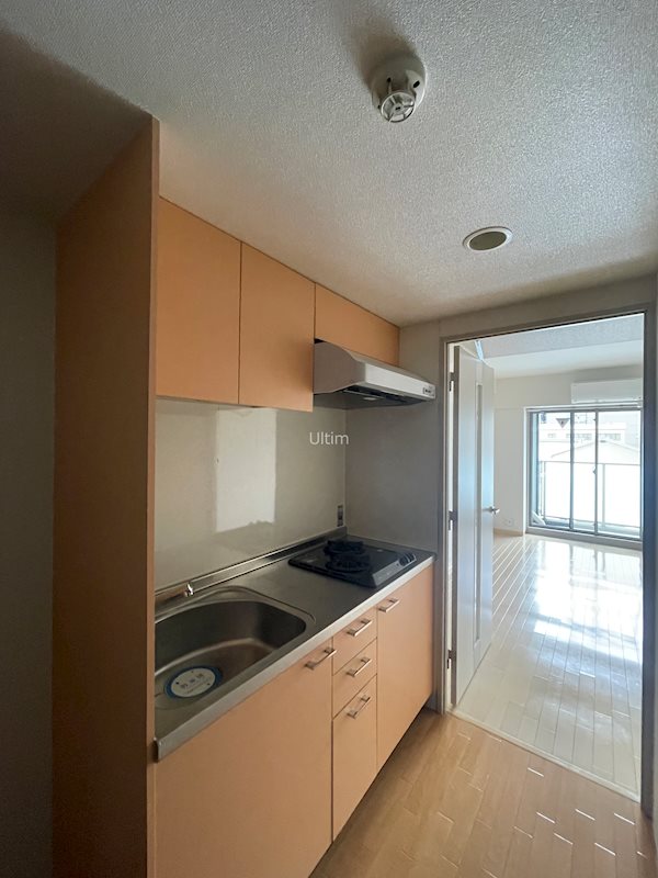 キッチン　別部屋のお写真です。ご参考までに！
