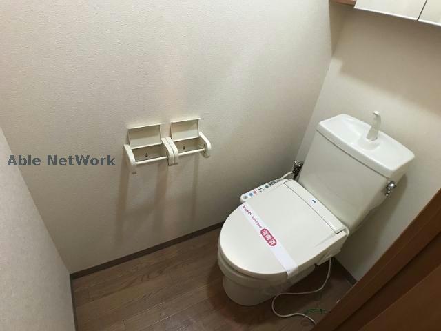 トイレ　※同物件別部屋の写真です。
