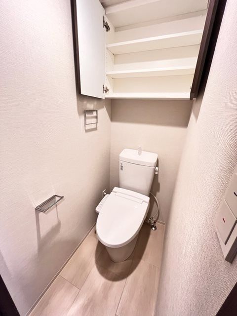 トイレ　ドゥーエ板橋区役所前　板橋区板橋２