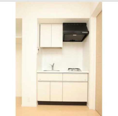 キッチン　写真は同タイプ住戸です。