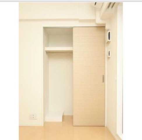 収納　写真は同タイプ住戸です。