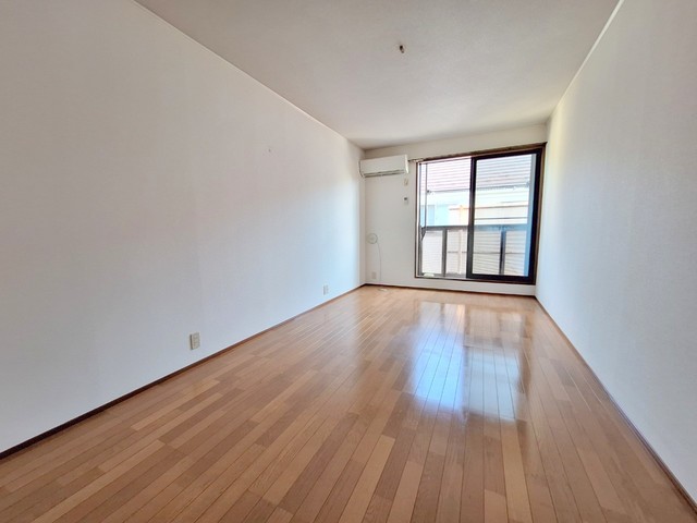 居室・リビング　★ゆとりある広さのお部屋です★
