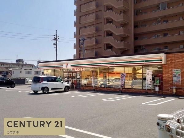 コンビニ　セブンイレブン　宇部東新川店（コンビニ）まで499m