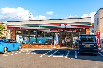 コンビニ　セブンイレブン北27条店（コンビニ）まで118m