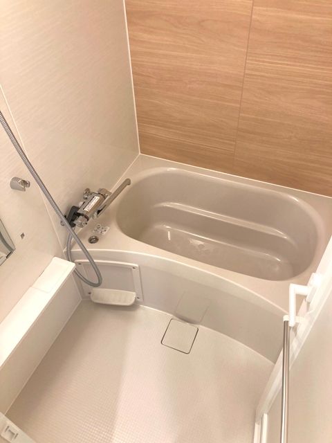 バス・シャワールーム　☆ゆっくりくつろげるお風呂☆